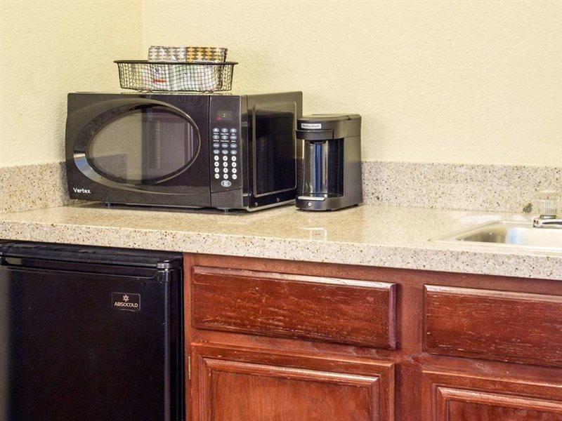 Comfort Suites Fort Worth North Fossil Creek מראה חיצוני תמונה