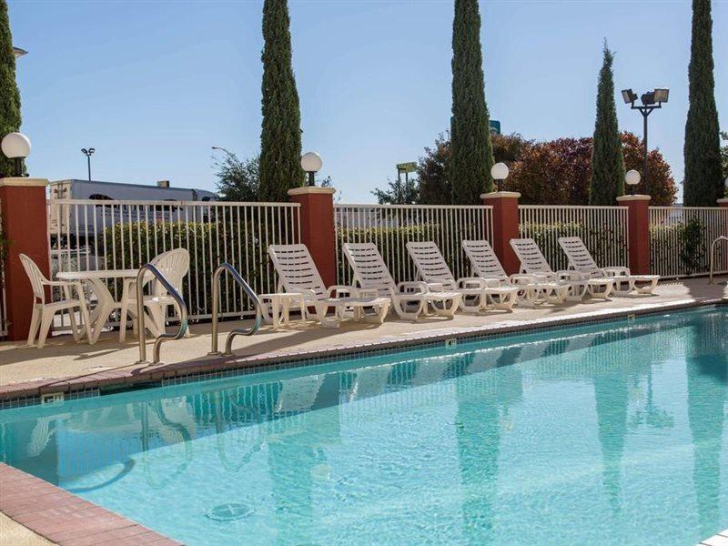 Comfort Suites Fort Worth North Fossil Creek מראה חיצוני תמונה