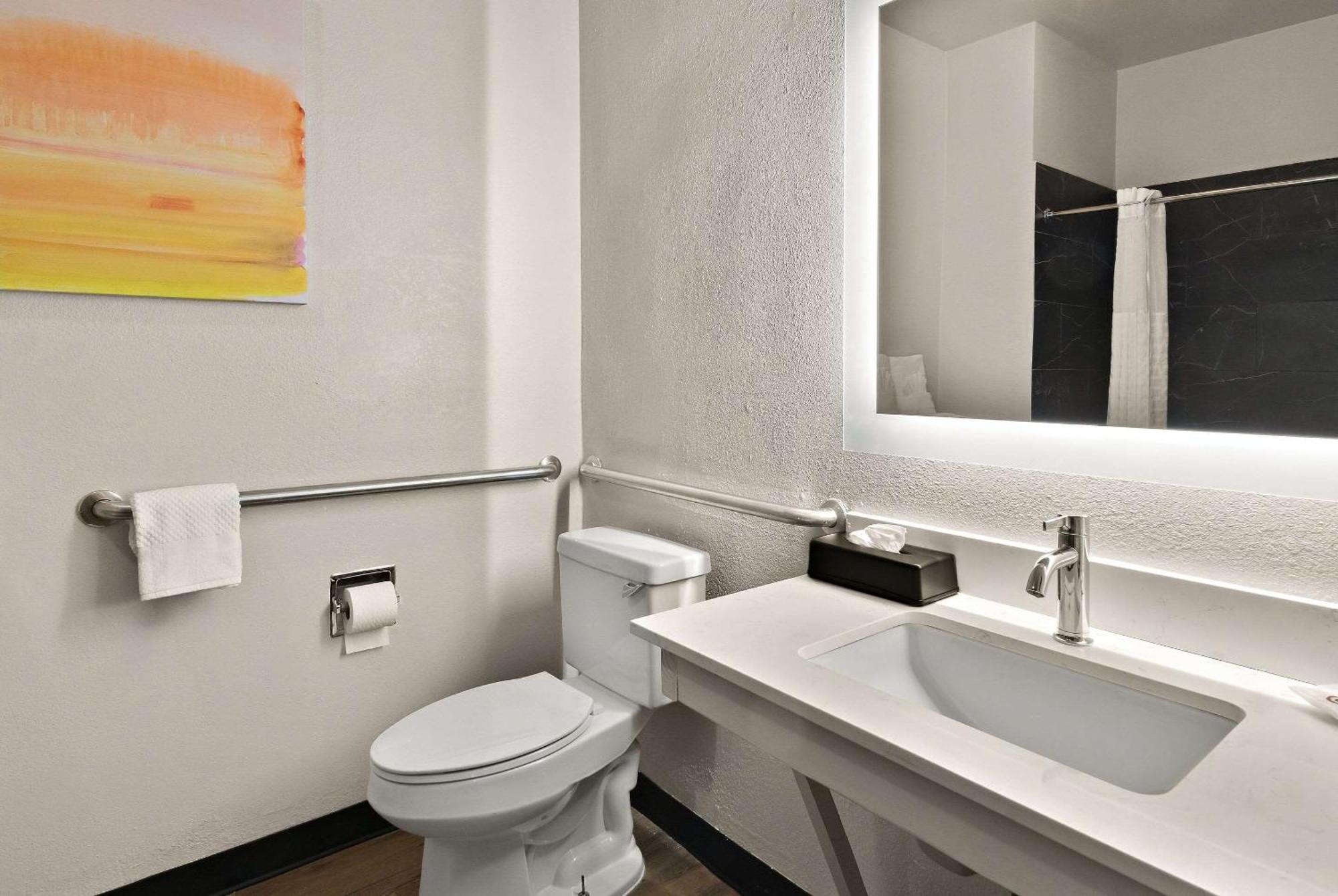 Comfort Suites Fort Worth North Fossil Creek מראה חיצוני תמונה